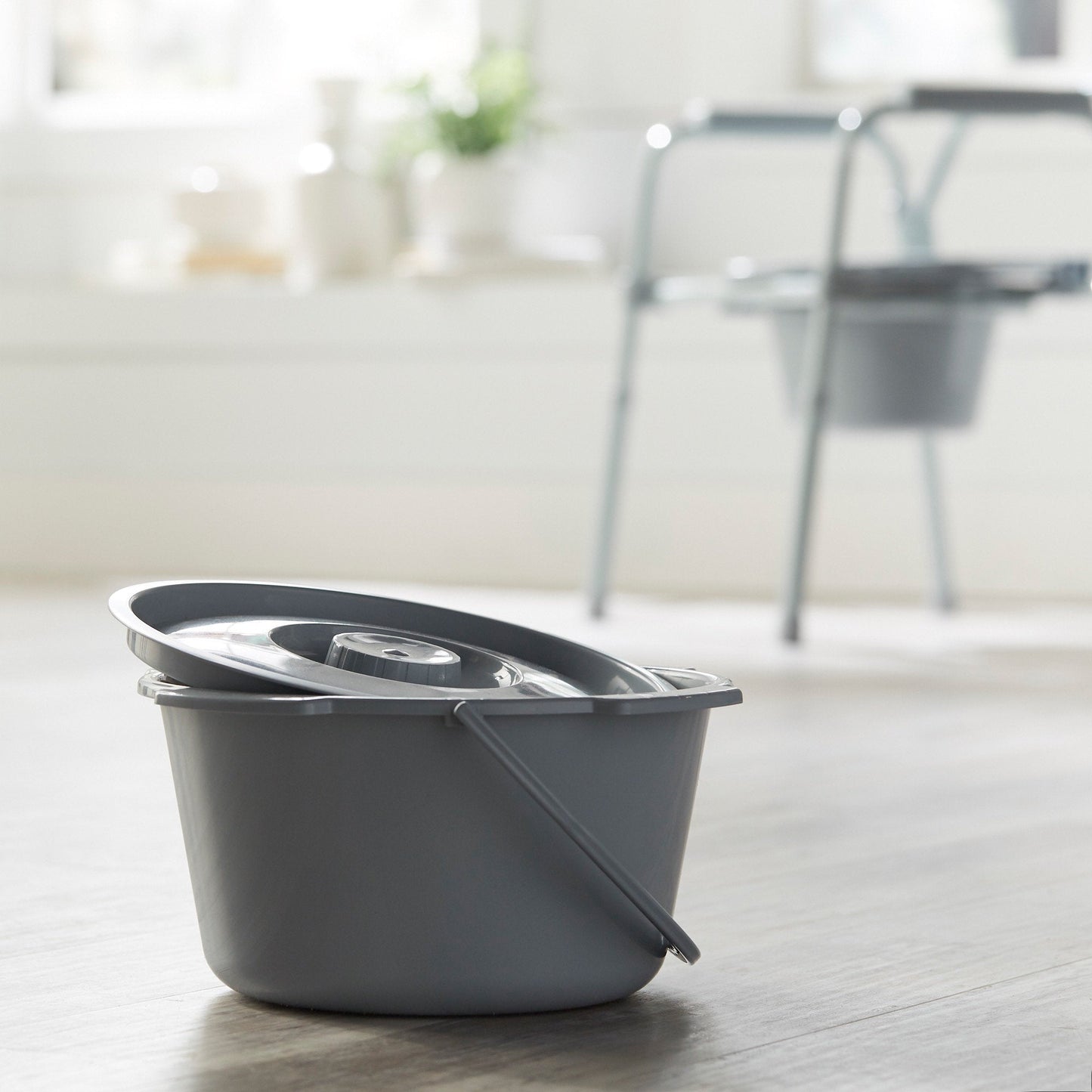 McKesson Commode Bucket With Metal Handle And Cover, 7-1/2 Quart, Gray, 12 buckets