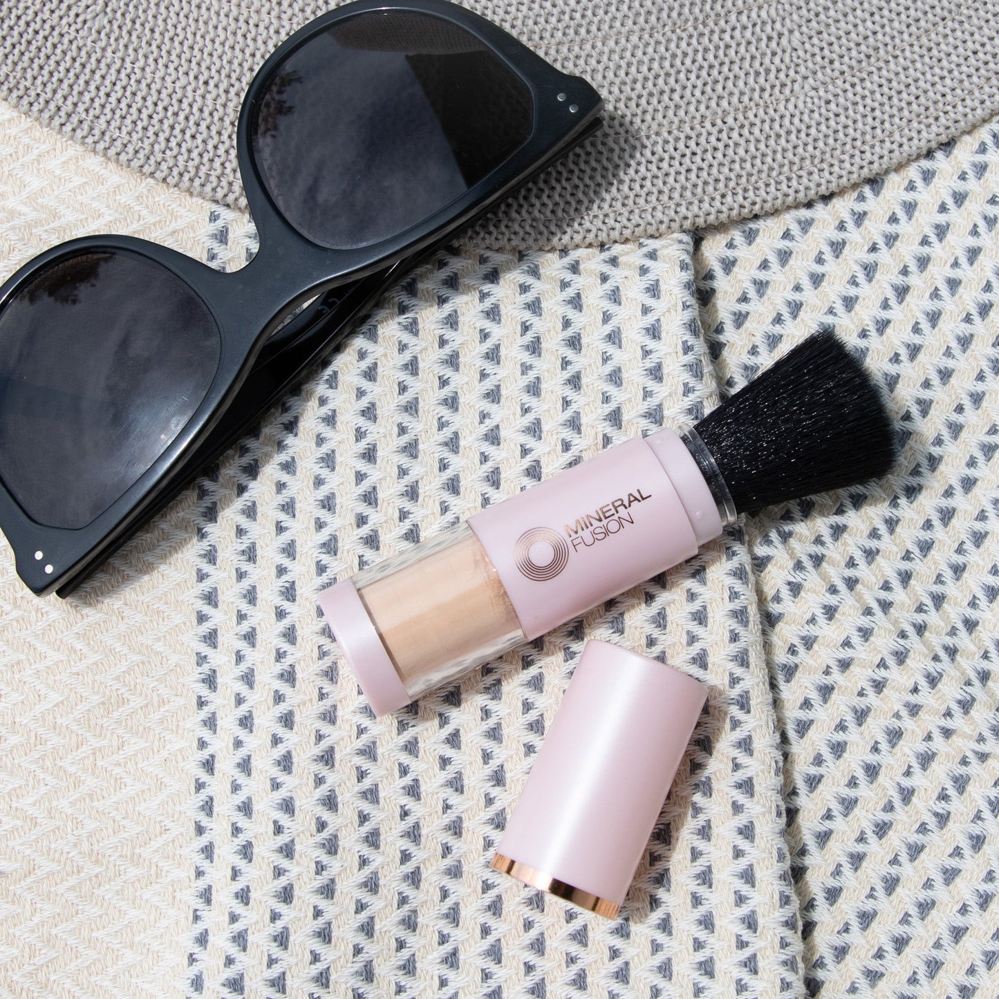 Mineral Fusion Facial Powder Sunscreen with SPF 30, 0.14 oz.
